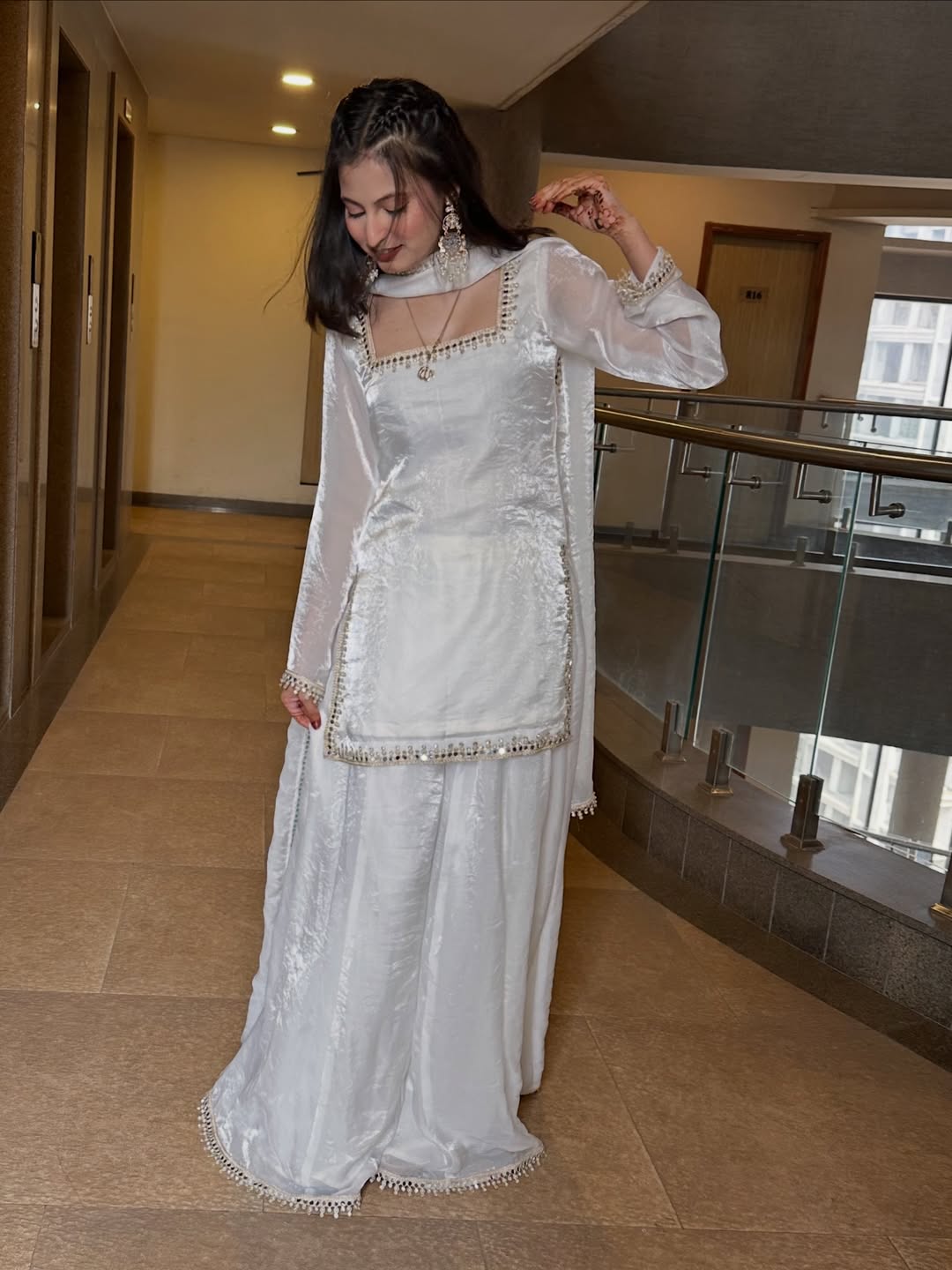 Women Floral Embroidered Kurta with Sharara