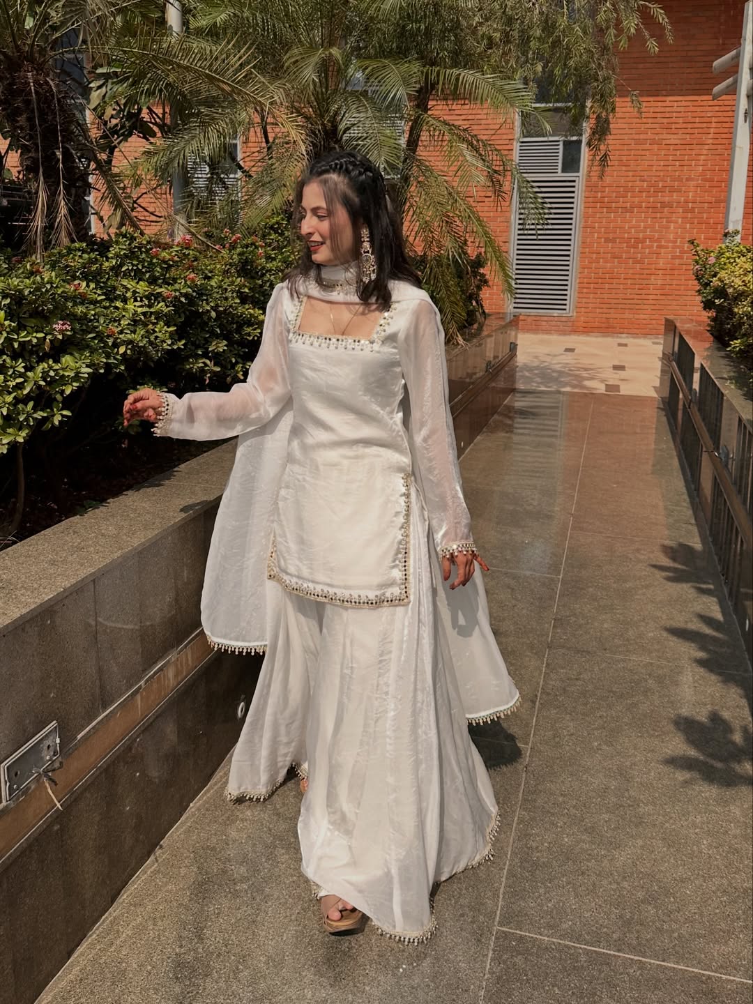 Women Floral Embroidered Kurta with Sharara